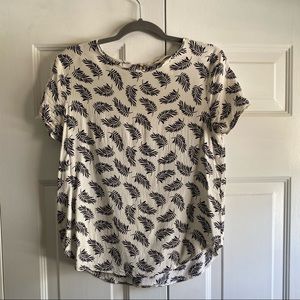 H&M Women’s Feather-print top size 10